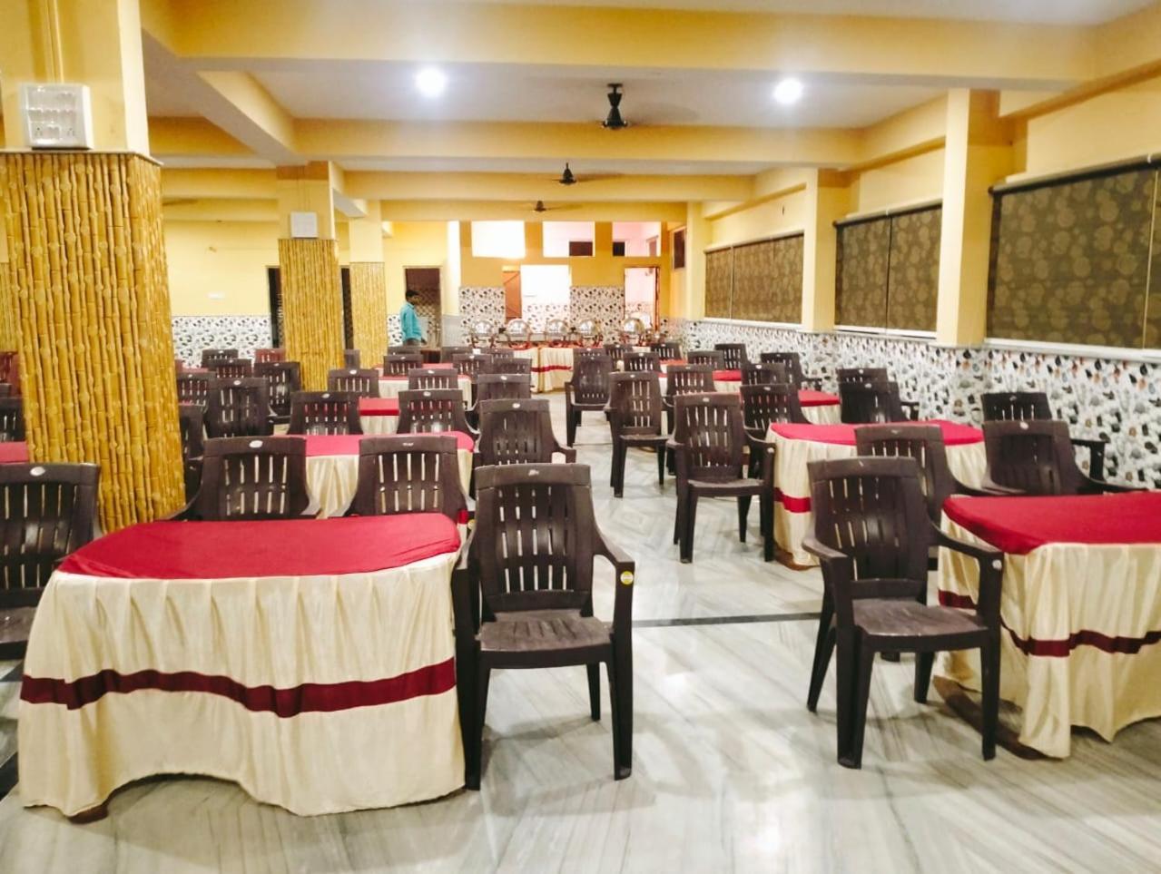 Hotel Kolam Shānti Niketan Kültér fotó